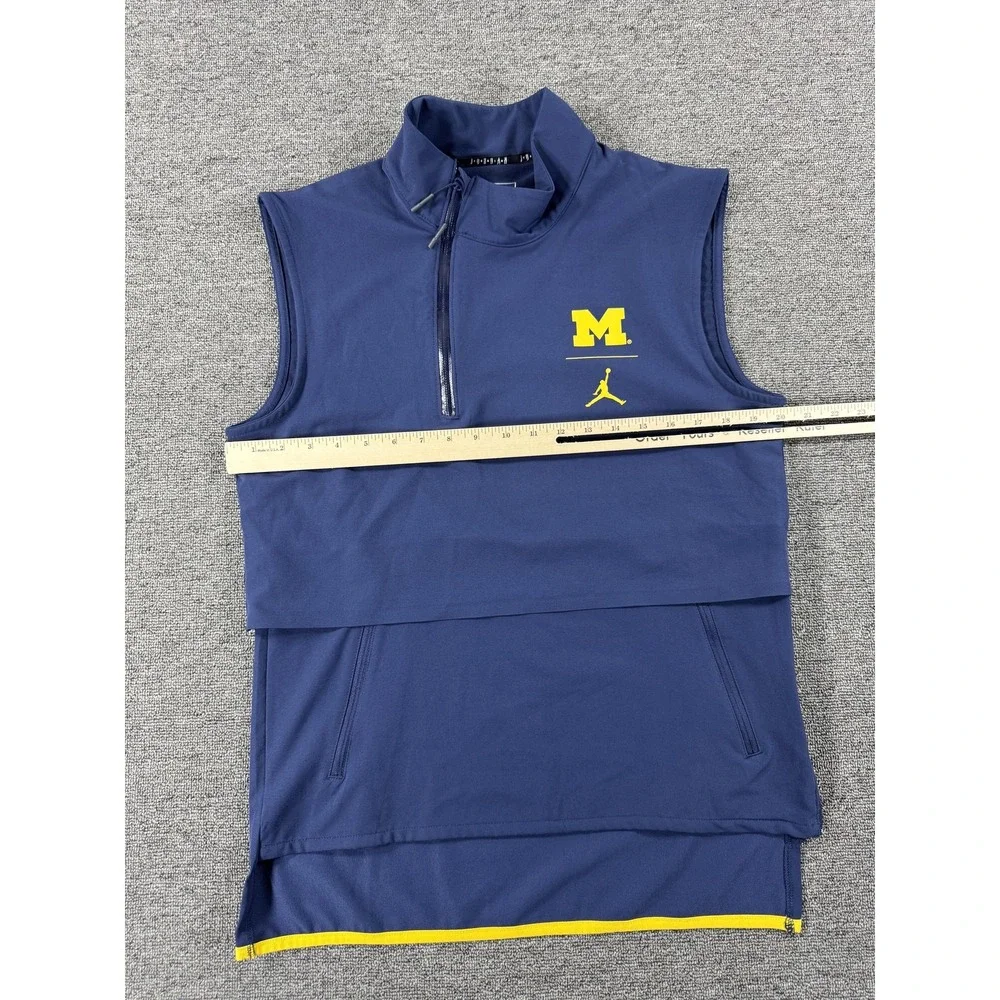 Michigan‎ Wolverines Vest Mens Small Blue NCAA Football Jordan Nike Shield